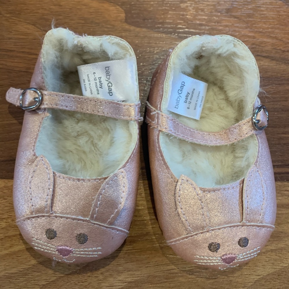 Gap bunny slippers/shoe (6-12 months)